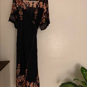 Women’s dress